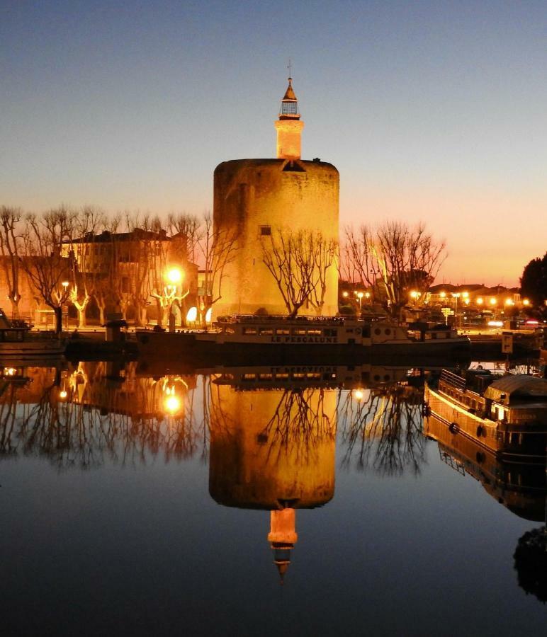 Au Coeur Des Remparts Lejlighed Aigues-Mortes Eksteriør billede